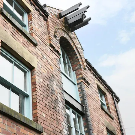 Warehouse 1bed Sleeps 2 Pets Welcome *