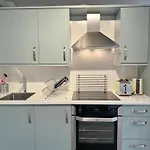 Warehouse 1bed Sleeps 2 Pets Welcome