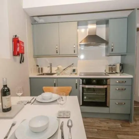 Remarkable 1-bed In