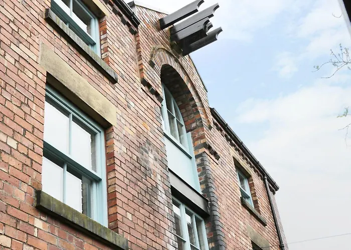 Warehouse 1bed Sleeps 2 Pets Welcome *